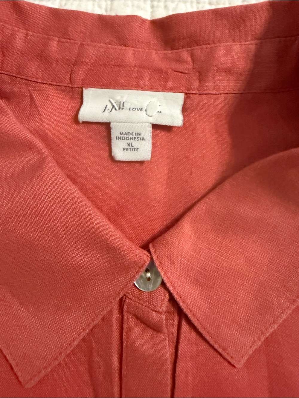 J. Jill Coral Mother of Pearl Button-Front Tunic Shirt - Picture 5 of 8